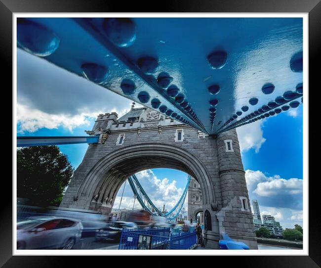 Tower Bridge London UK Framed Print by johnny weaver