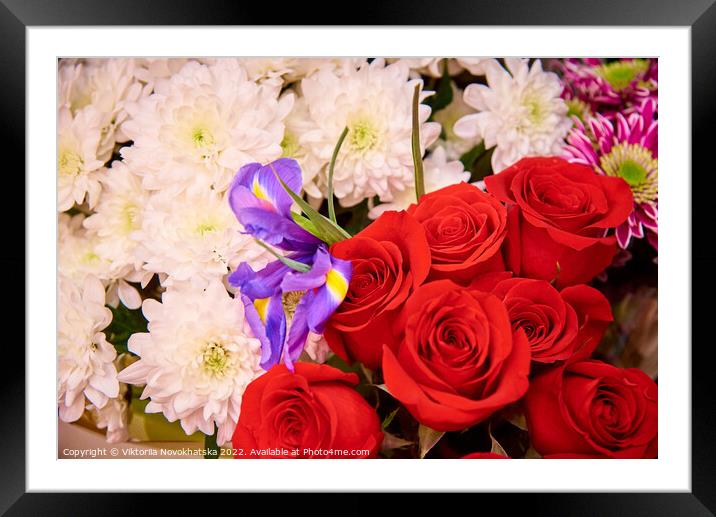A bouquets of flowers Framed Mounted Print by Viktoriia Novokhatska