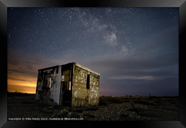 Shack beneath the stars Framed Print by Mike Hardy