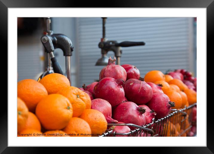 Freshly squeezed Orange, and Pomegranate juice for sale - Istanbul Framed Mounted Print by Gordon Dixon
