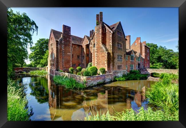 Harvington Hall  Framed Print by Dave Urwin