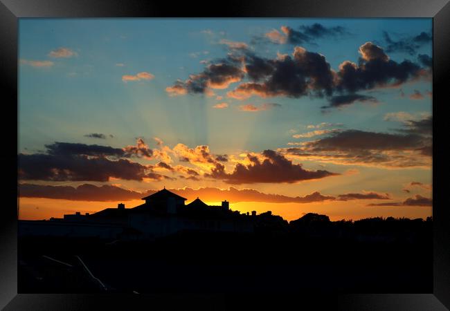 Sunset of The White House, Milford on Sea, 28th May 2022 Framed Print by Geoff Stoner