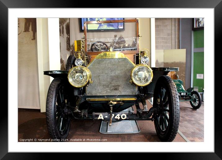 Car at Beaulieu motor museum Framed Mounted Print by Ray Putley