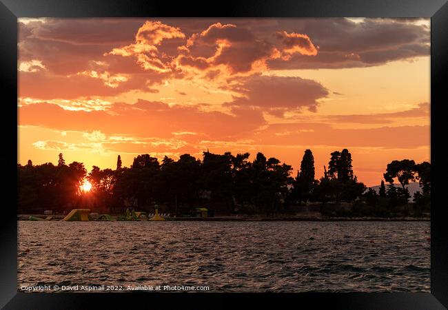 Setting Sun Framed Print by David Aspinall