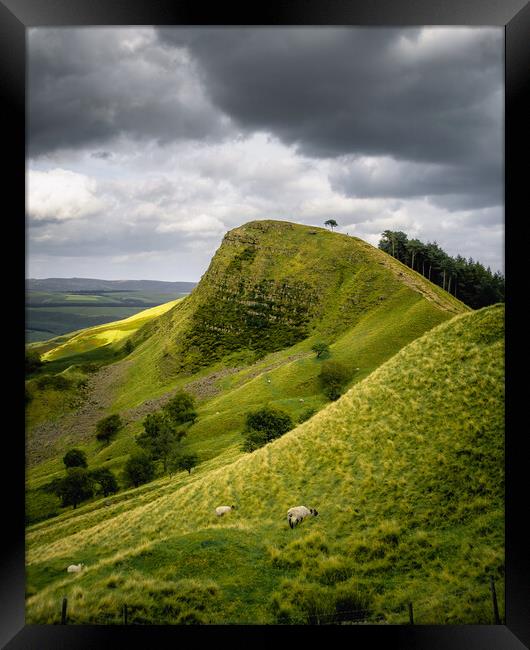 Back Tor, ridge walk, Peak District Framed Print by Alan Wise