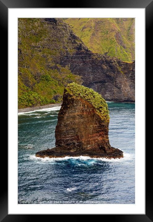 Aerial Island view rocky seabird sanctuaries Molokai Hawaii  Framed Mounted Print by Spotmatik 