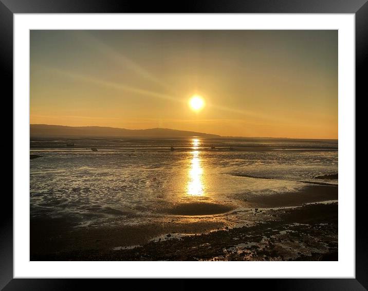 Sunset over Dee Estuary  Framed Mounted Print by Gemma De Cet