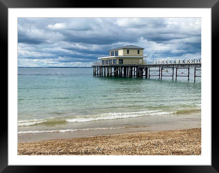 Totland Bay, Isle of Wight Framed Mounted Print by Gemma De Cet