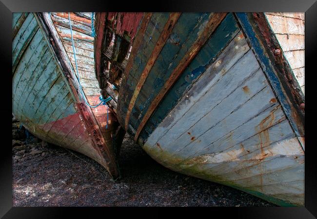 Salen Wrecks Framed Print by Steve Smith