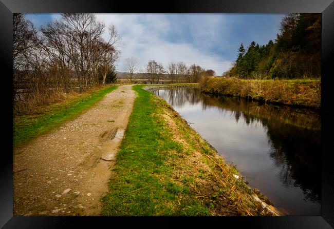 Crinan Canal Framed Print by Steve Smith