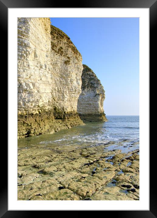 Selwicks Bay Flamborough East Yorkshire Framed Mounted Print by Steve Smith