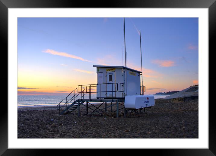 Sandsend Lifeguard Station Framed Mounted Print by Steve Smith