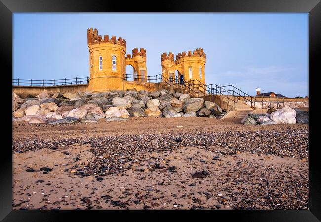 Withernsea Pier Towers Framed Print by Steve Smith