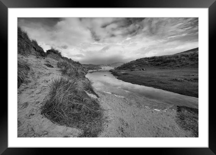 Luskentyre Framed Mounted Print by Steve Smith