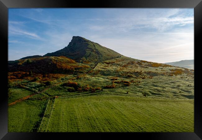 Roseberry Topping: Stunning Hilltop Views. Framed Print by Steve Smith