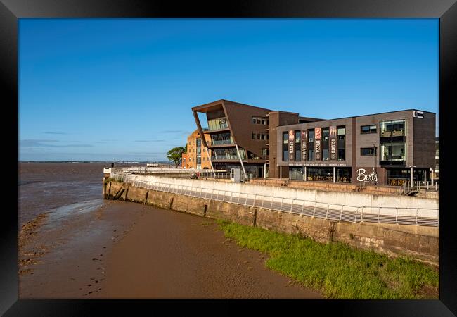 River Humber Offices Framed Print by Steve Smith