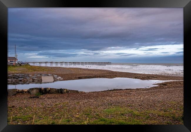 Saltburn By The Sea Framed Print by Steve Smith