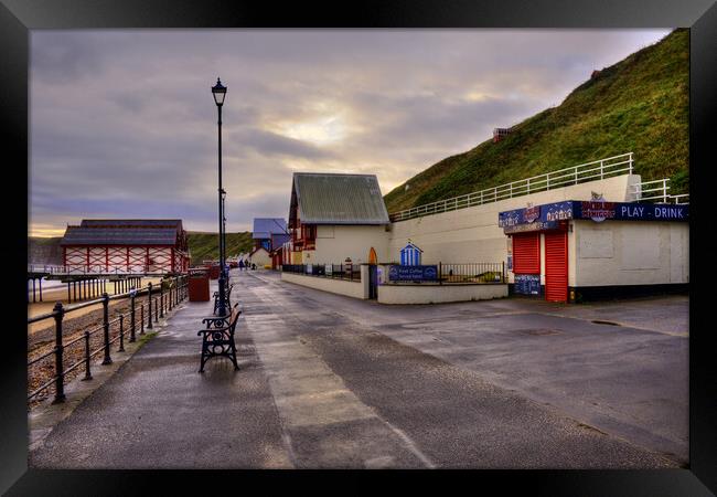 Saltburn by the Sea Framed Print by Steve Smith