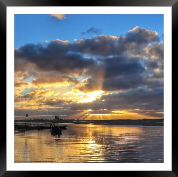 Sunrise rays and cloudscspe over Brightlingsea Creek  Framed Mounted Print by Tony lopez