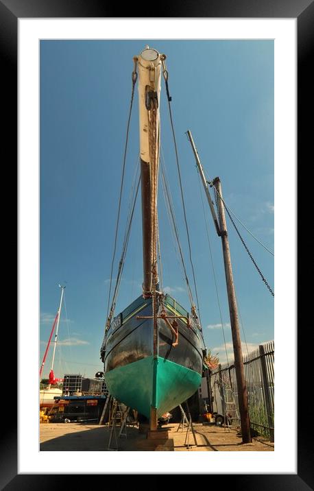 Smack barge William in the sunshine  Framed Mounted Print by Tony lopez