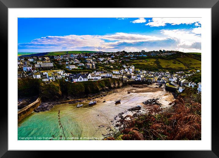 Port Isaac Harbour. Framed Mounted Print by Ian Donaldson
