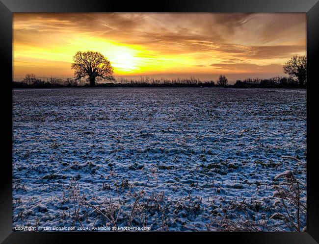 Winter Sunrise Framed Print by Ian Donaldson