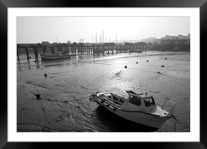 Bridlington harbour, low tide Framed Mounted Print by Paul Boizot