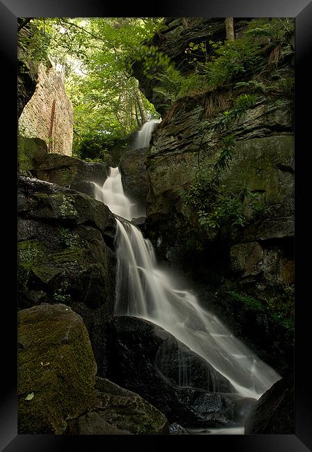 Lumsdale Falls Framed Print by Simon Gladwin