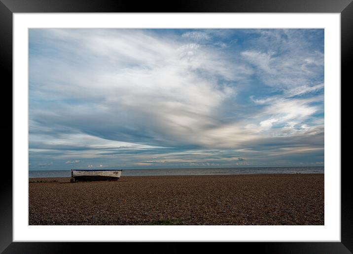 Old fishing boat at Aldeburgh Beach Framed Mounted Print by Justin Lowe