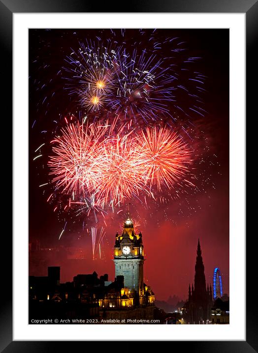 Edinburgh fireworks, city centre, Scotland, UK Framed Mounted Print by Arch White