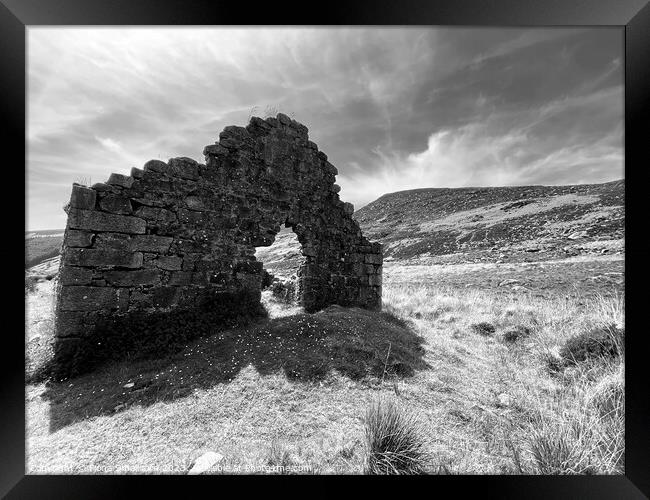 Ruined Croft house, Glendalough, Wicklow Mountains, Ireland Framed Print by Fiona Smallcorn