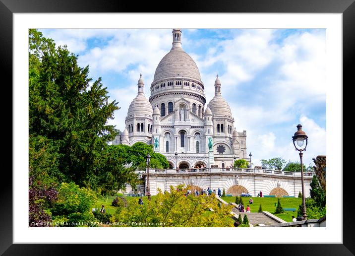 Sacré-Cœur, Paris Framed Mounted Print by Man And Life