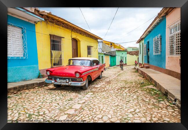 Classic Car in Trinidad, Cuba Framed Print by detlef klahm