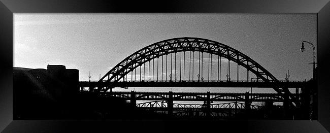 Bridges on the Tyne Framed Print by gary barrett