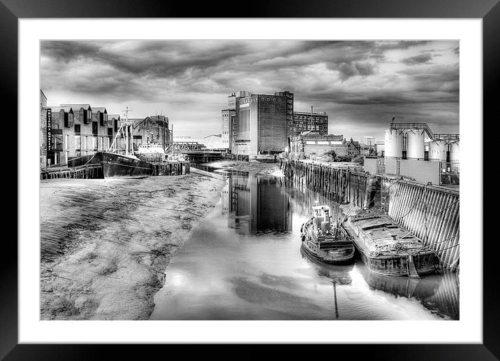 River Hull Dusk  2013 Framed Mounted Print by Martin Parkinson
