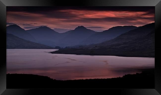 Red Sky At Night. Framed Print by Aj’s Images