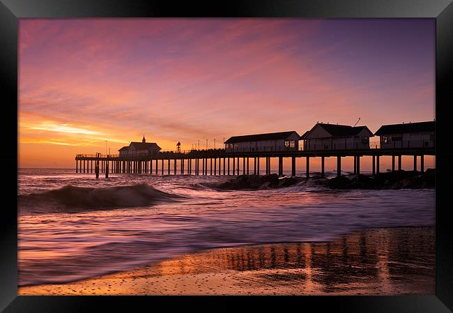 Reflection on a beach Framed Print by Stephen Mole