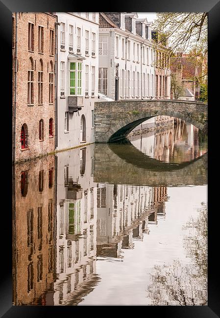 Bruges Canal Framed Print by Stephen Mole