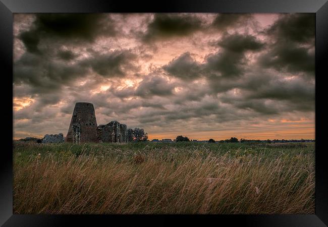 Early Morning at St Benets Abbey Framed Print by Stephen Mole