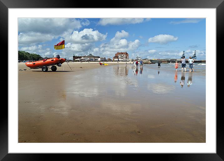 Low tide on Gorleston Beach Framed Mounted Print by Stephen Mole