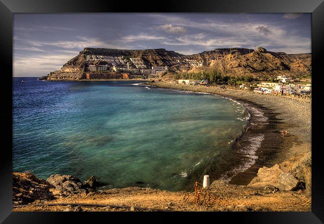 Playa de Cura Framed Print by Rob Hawkins