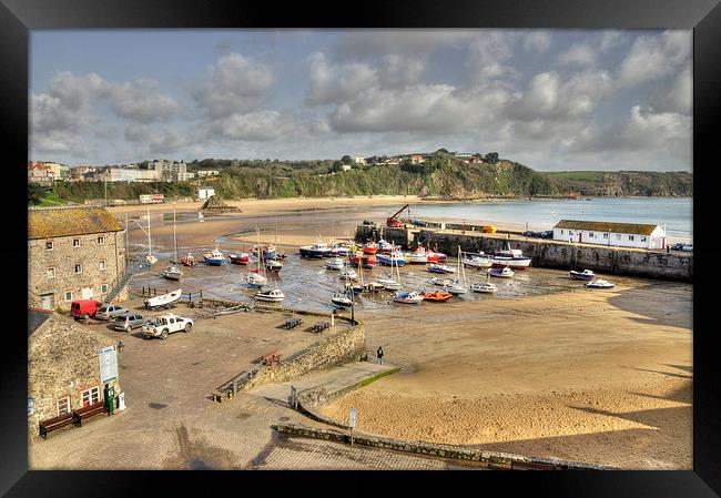 The harbour at Tenby Framed Print by Rob Hawkins