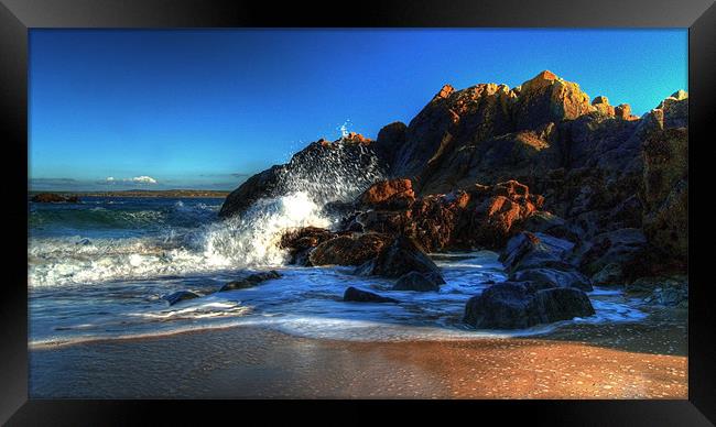 The sea, the waves & the beach Framed Print by Rob Hawkins