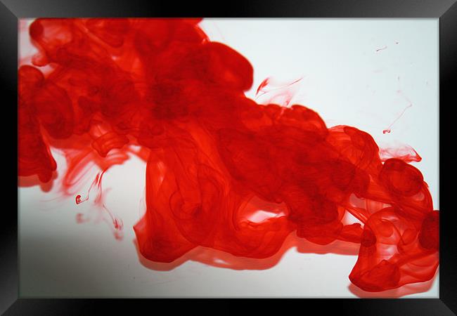 Red Mist Framed Print by les tobin