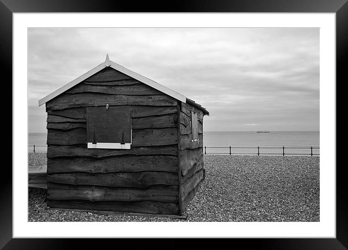 Beach hut at Kingsdown Framed Mounted Print by Ian Middleton