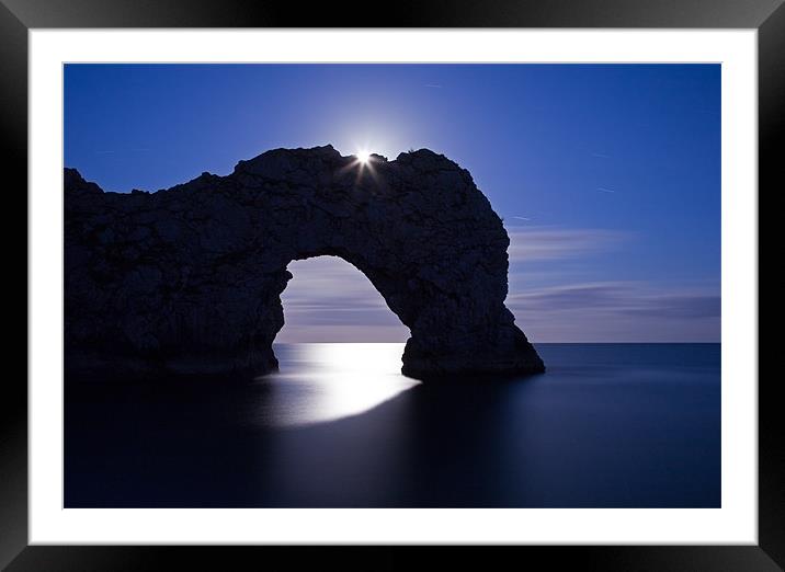 Under the moonlight Framed Mounted Print by Ian Middleton