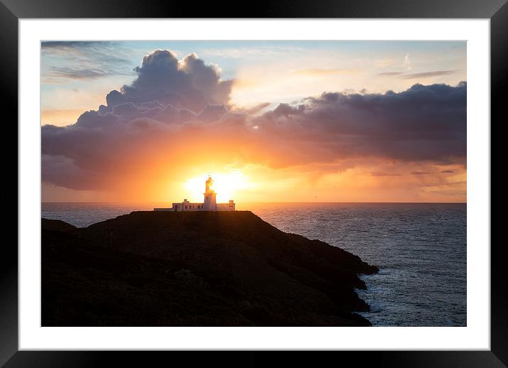 Sunset at Strumble Head Lighthouse Framed Mounted Print by Ian Middleton