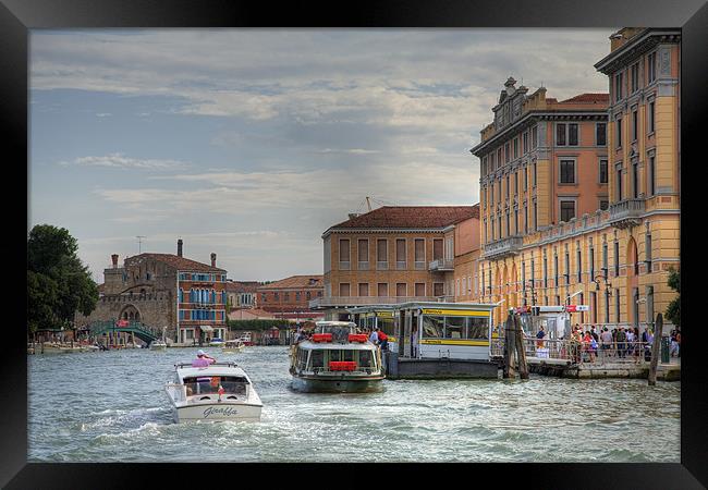 Venice, Italy. Framed Print by Ian Middleton