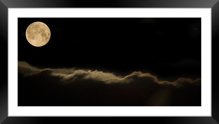 Full moon setting over clouds Framed Mounted Print by Ian Middleton