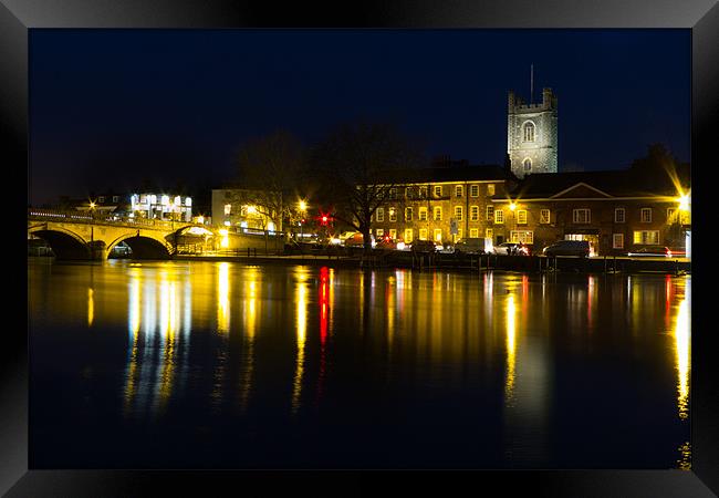 Henley Night scene Framed Print by Oxon Images